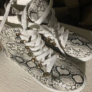 Brand new snake skin high top sneakers, size 8